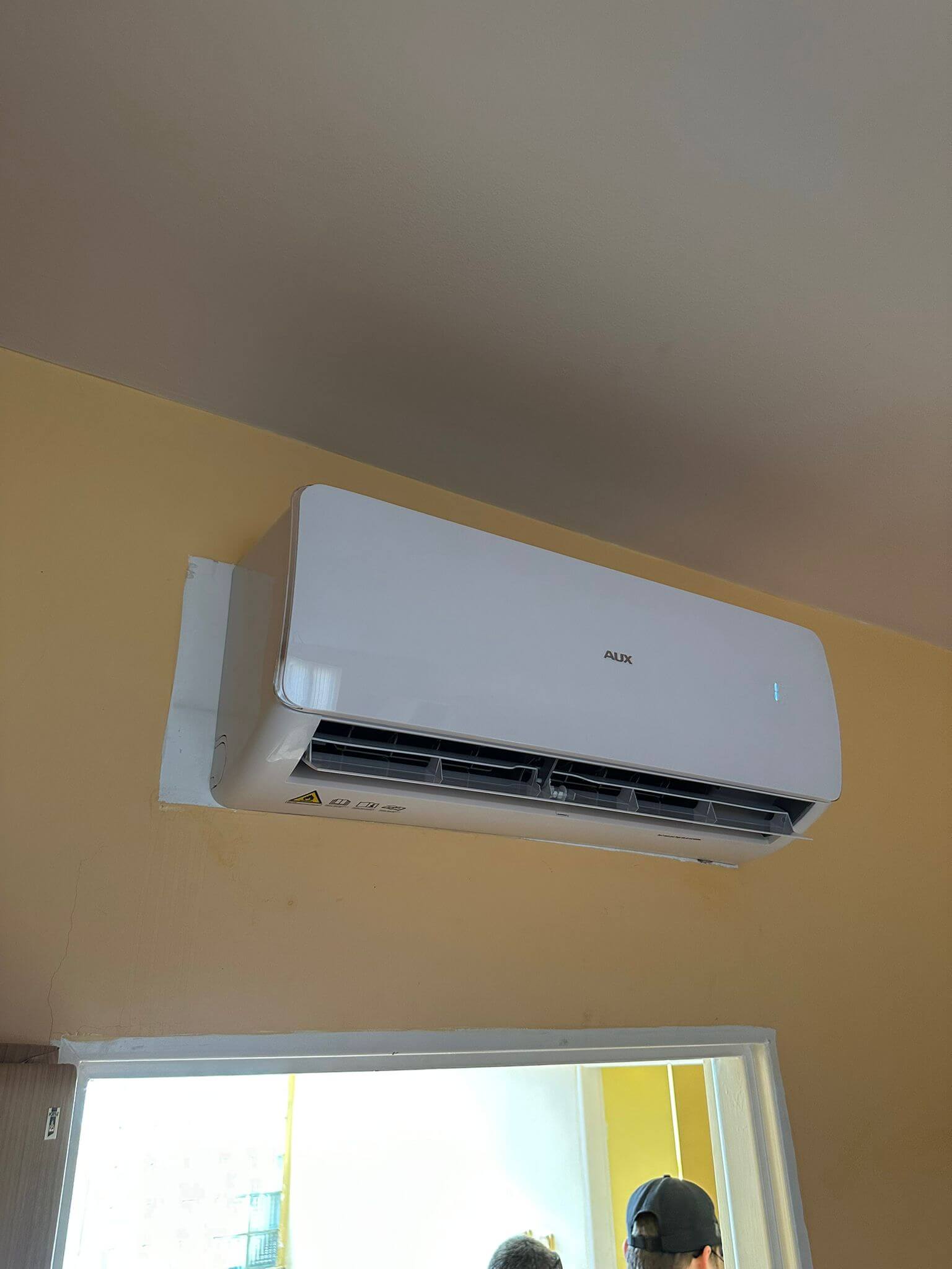 Nová 3,5 kW jednotka, ktorou sme nahradili starú nefunkčnú klimatizáciu.