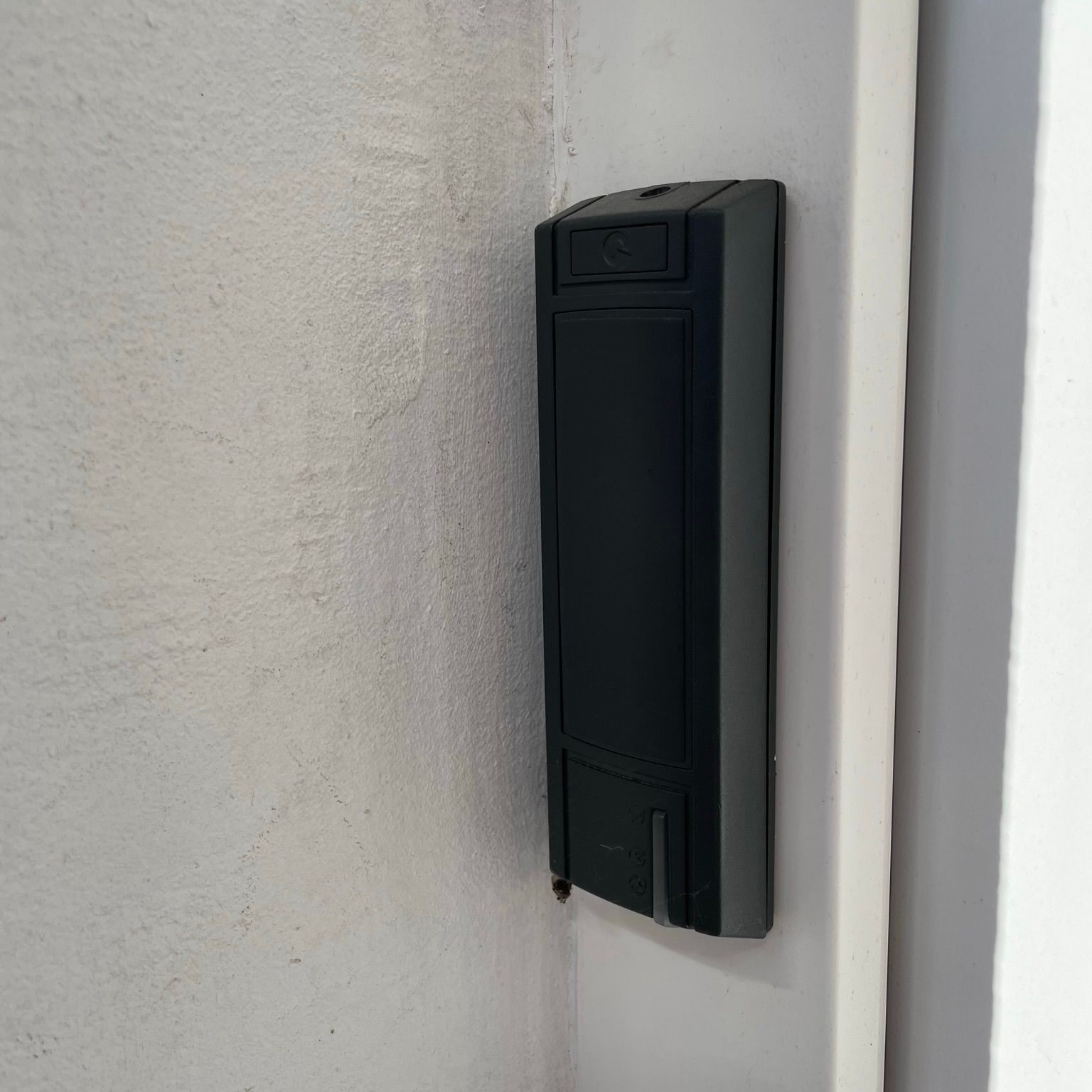 JA-122E - Vonkajia taka RFID a jej vyuitie ako prstupov systm.